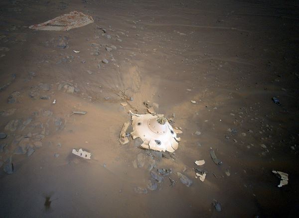 NASA рассказала, зачем сфотографировала останки марсохода Perseverance
