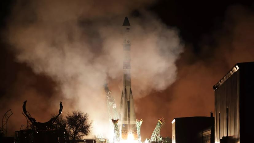 Российский корабль «Прогресс МС-18» уведёт МКС от столкновения с космическим мусором