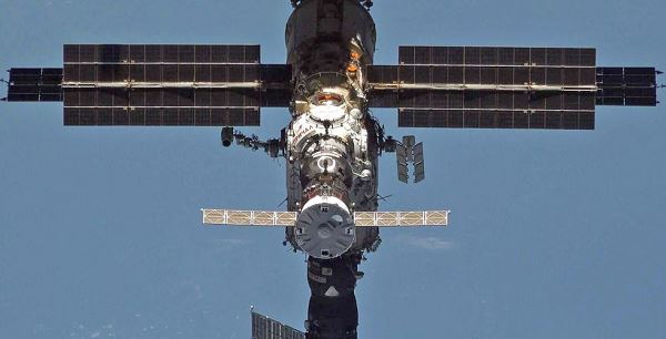 Российский «Прогресс» увёл МКС от столкновения с космическим мусором
