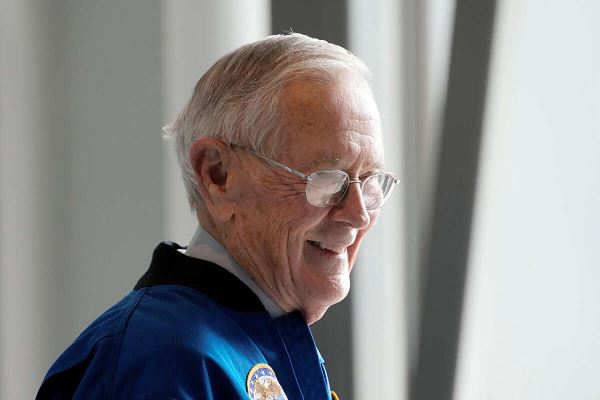 Спустя 50 лет астронавт «Аполлон-16» все еще «в восторге» от космоса