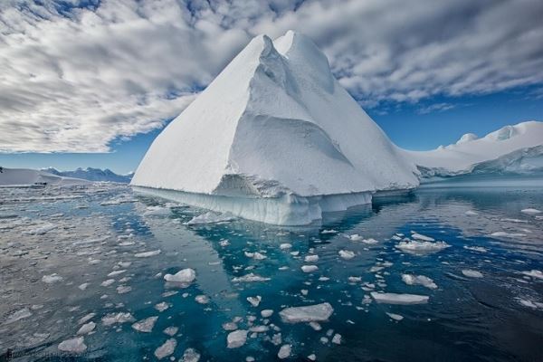 Огромное количество воды впервые обнаружили под ледяным щитом Антарктиды